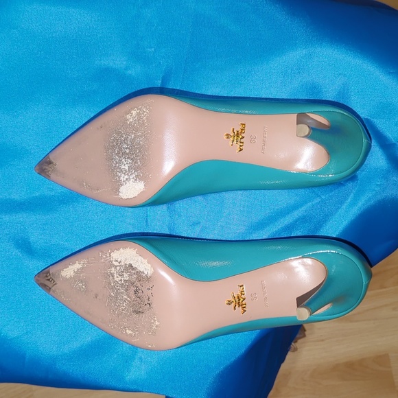 Prada heels size 39 - Picture 2 of 3